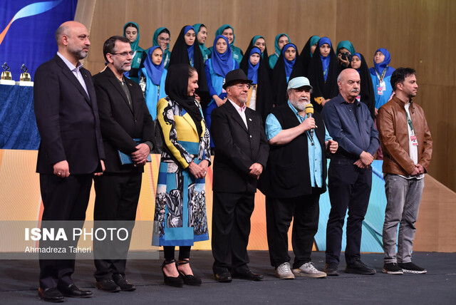 پروانه های زرین سی وششمین جشنوارۀ فیلم کودک و نوجوان اهدا شد