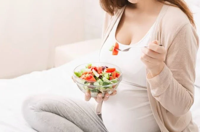 بارداری | جنین مواد غذایی کلیدی برای تقویت هوش و رشد مغز جنین